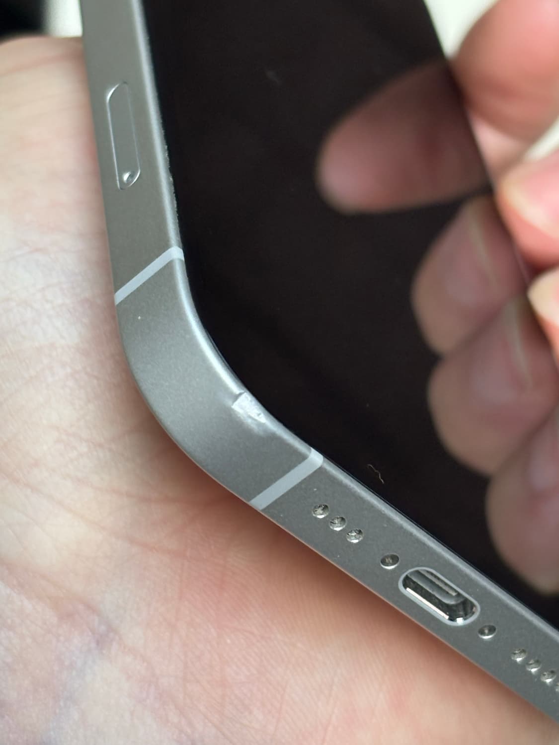 아이폰16e 256기가 팝니다 상품이미지2