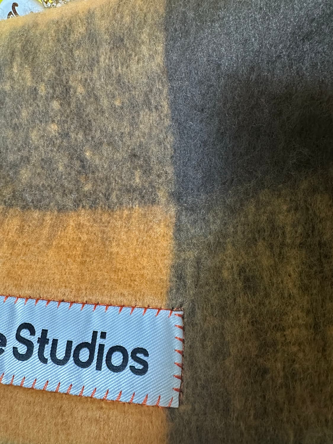 아크네 스튜디오 체크 모헤어울머플러남여공용 상품이미지2