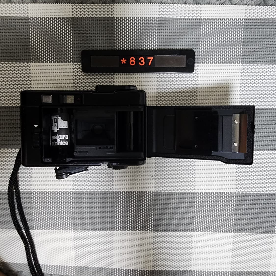 코니카 C35 EF3 블랙바디 필름카메라 상품이미지5