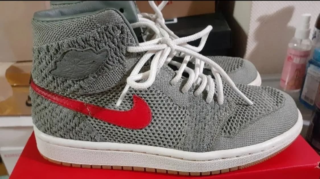 조던1 레트로 하이 플라이니트 클레이 그린 상품이미지2