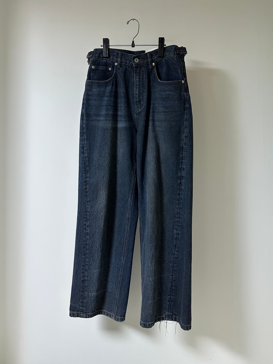 YIYAE 이예 Old School Wide Fit Denim Jeans 상품이미지7