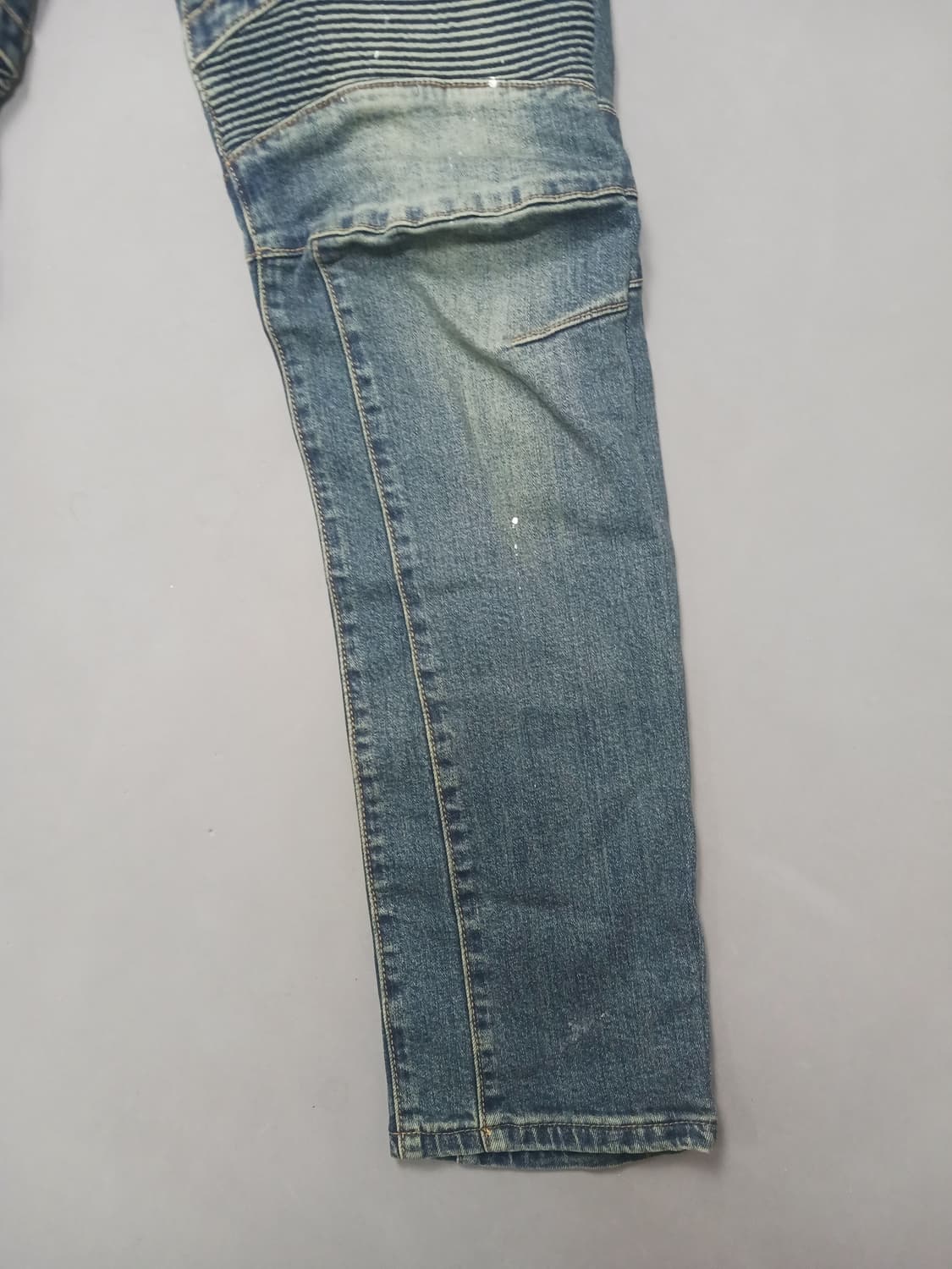 [34] 발망 화이트페인팅 바이커진 청바지 상품이미지5