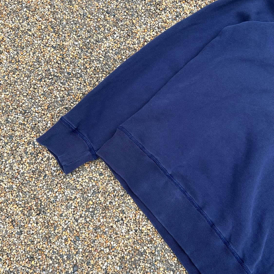 폴로(POLO RalphLauren)네이비 스펠 로고 맨투맨 상품이미지3