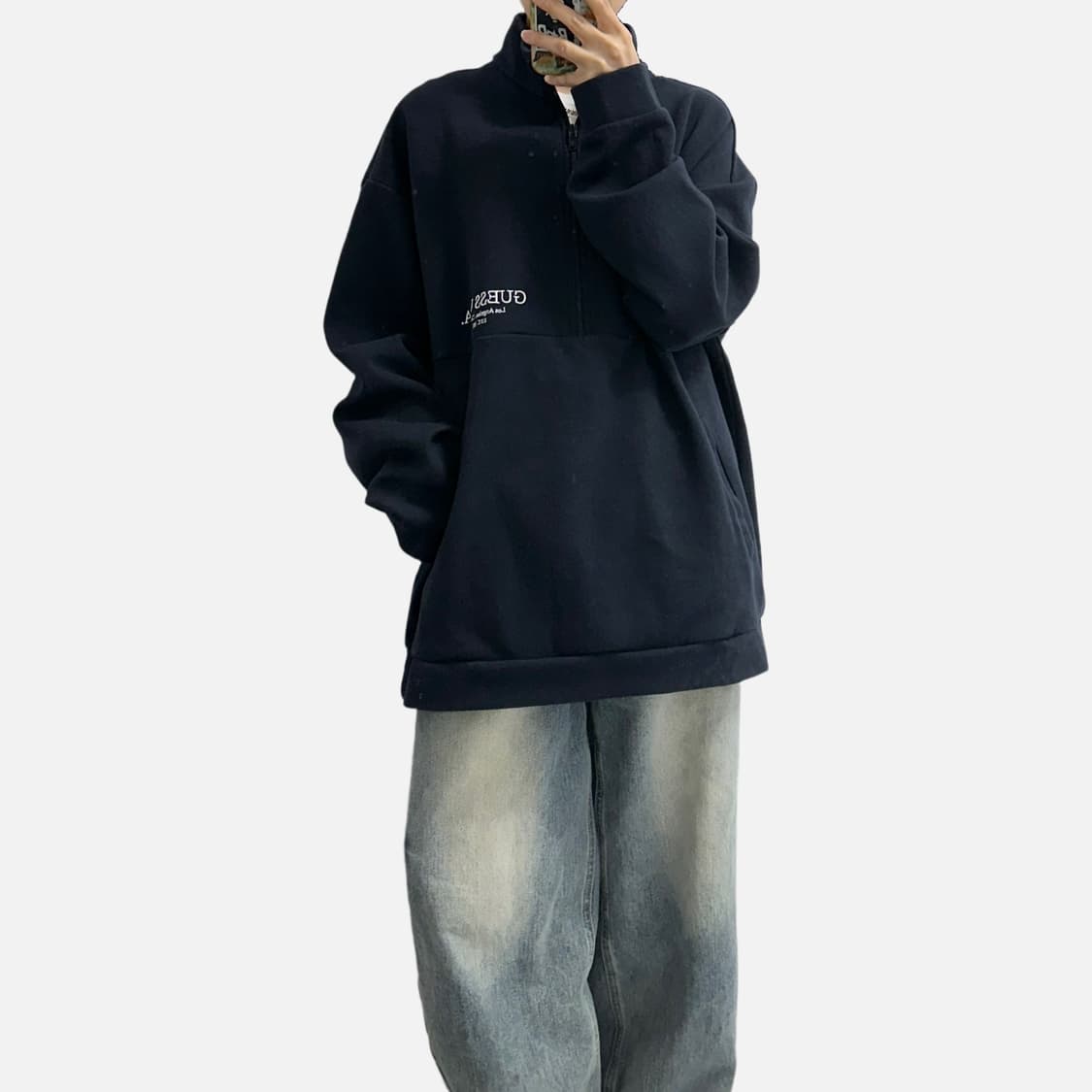 게스 반집업 맨투맨 상품이미지4