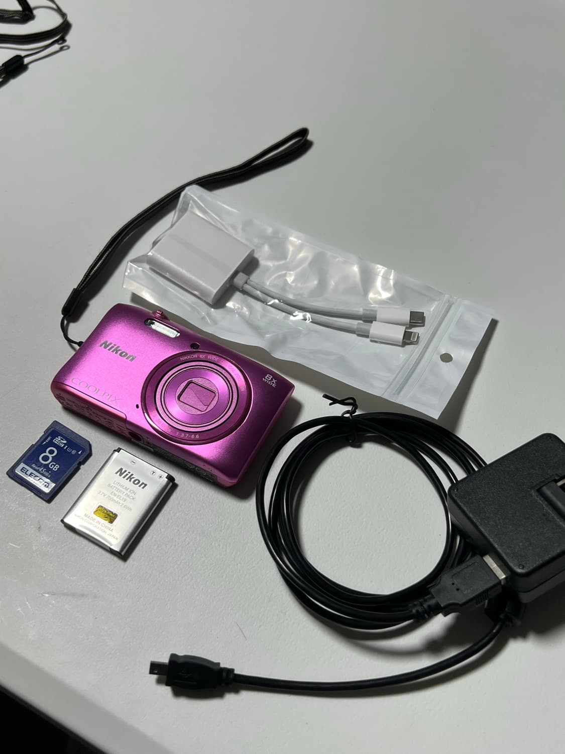 윈터 지젤 디카 니콘 쿨픽스 s3600  상품이미지3