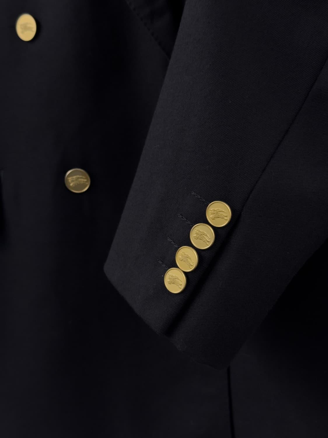 버버리 네이비 금장 수트 상품이미지5