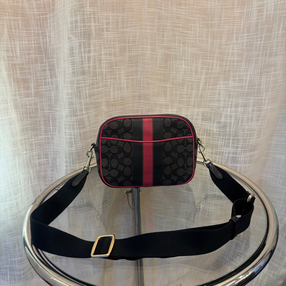 정품 코치 카메라 패브릭 크로스백     상품이미지4