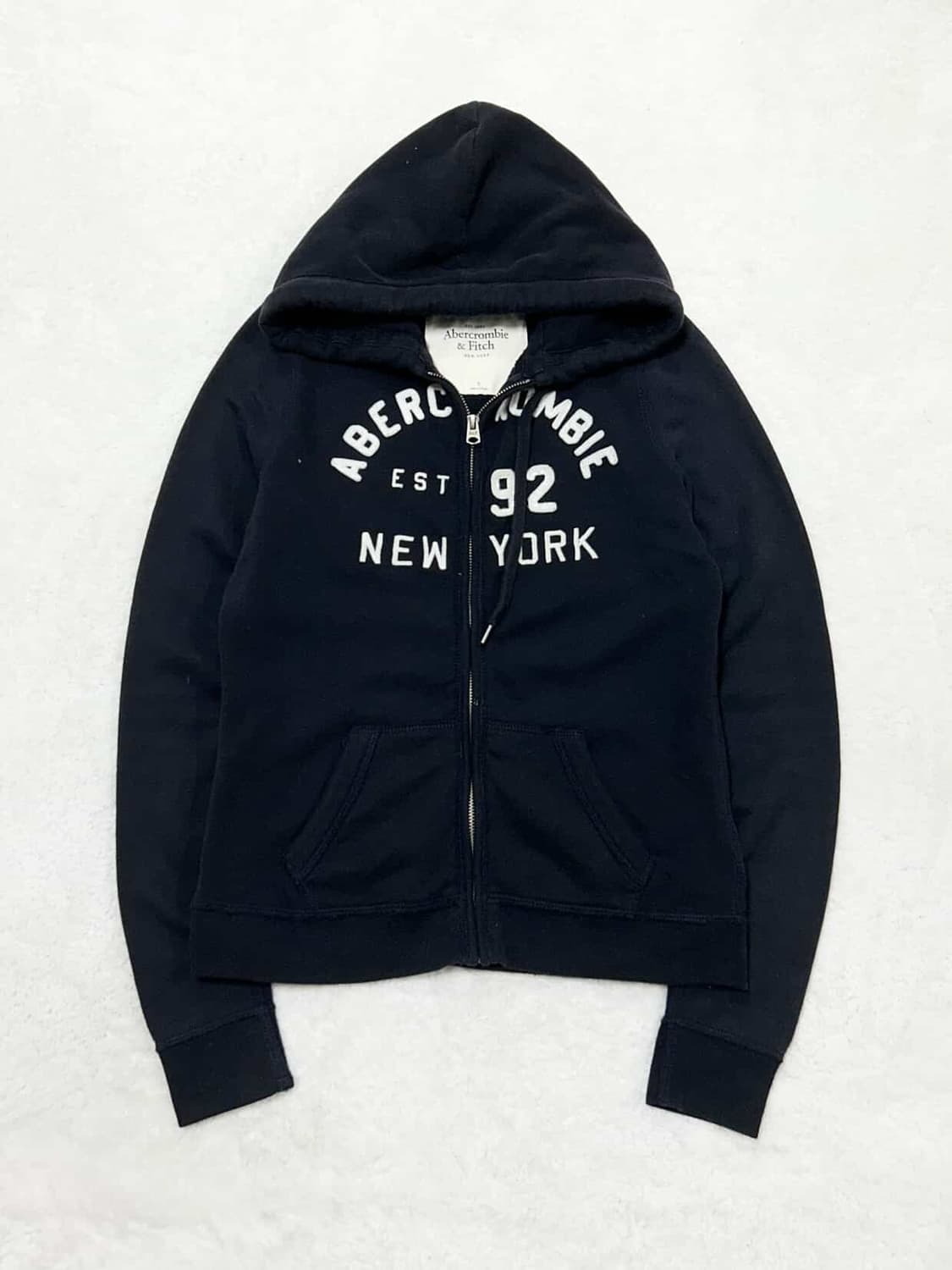아베크롬비 빅로고 블랙 후드집업 상품이미지4