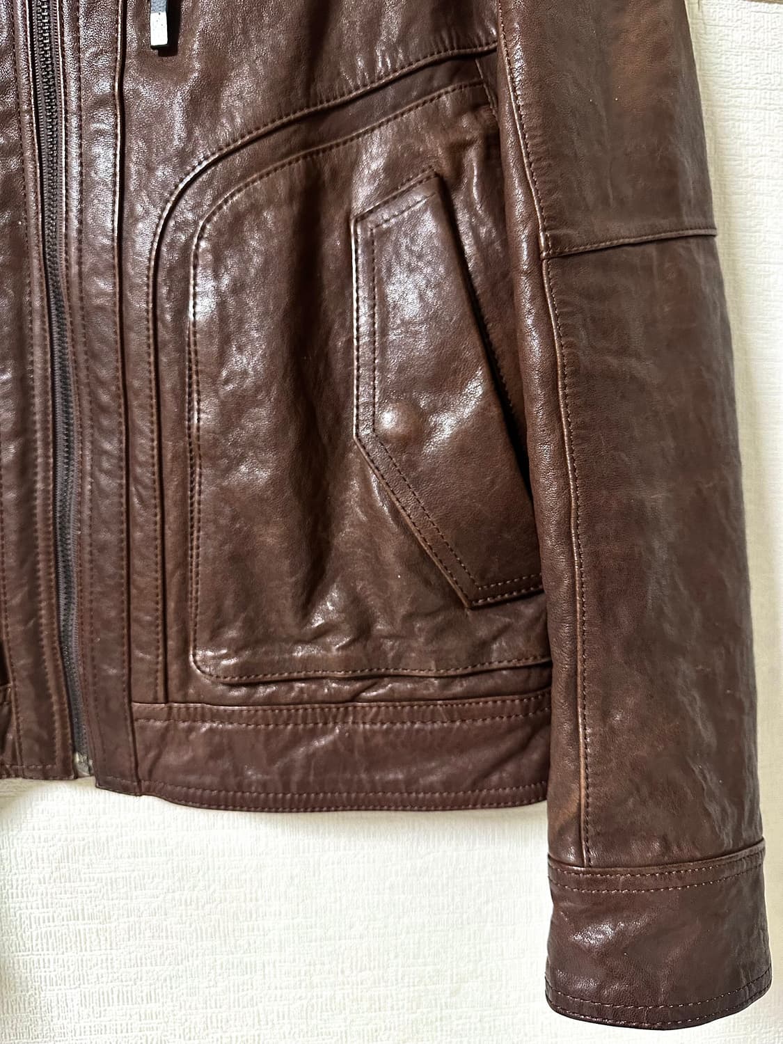 Kinloch Anderson 램스킨 지퍼디테일 하이넥 레더자켓 상품이미지4