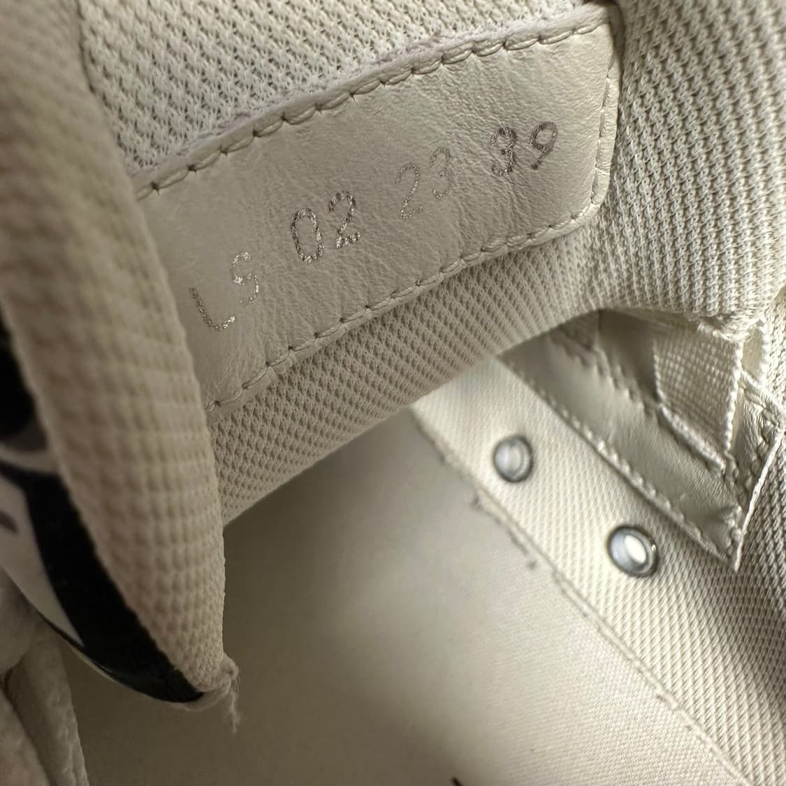 [39사이즈]디올 오믈리크 B24 까나쥬 스니커즈 상품이미지4