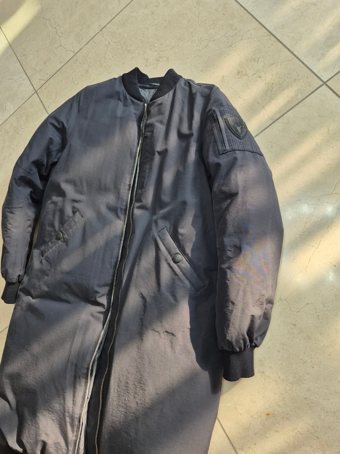 노비스 구스 다운 리버시블 롱 점퍼(롱패딩) 상품이미지2