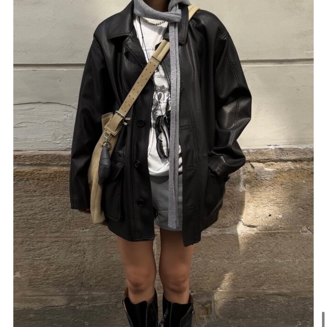 새상품 라룸 다크레더야상 누빔 상품이미지1