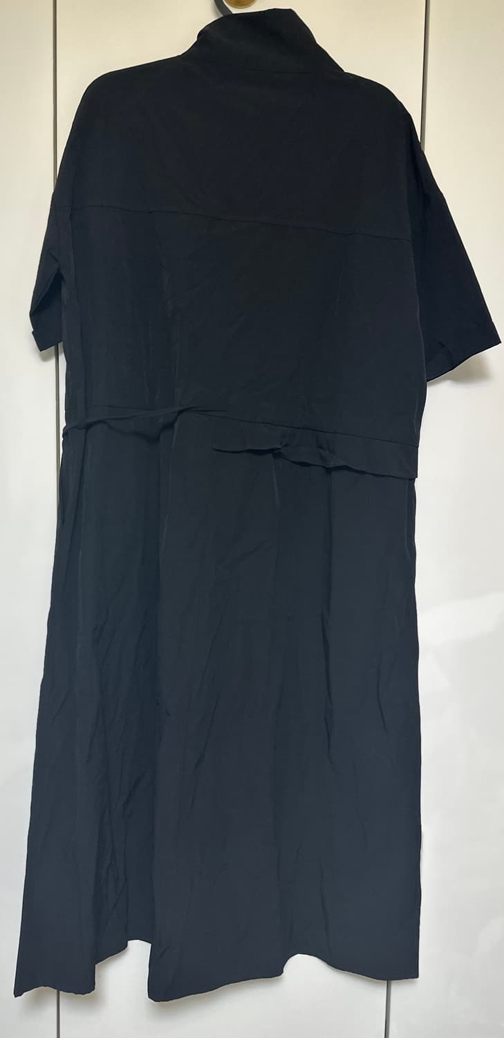 블랙 하프넥 지퍼 반팔 바스락원피스  상품이미지5