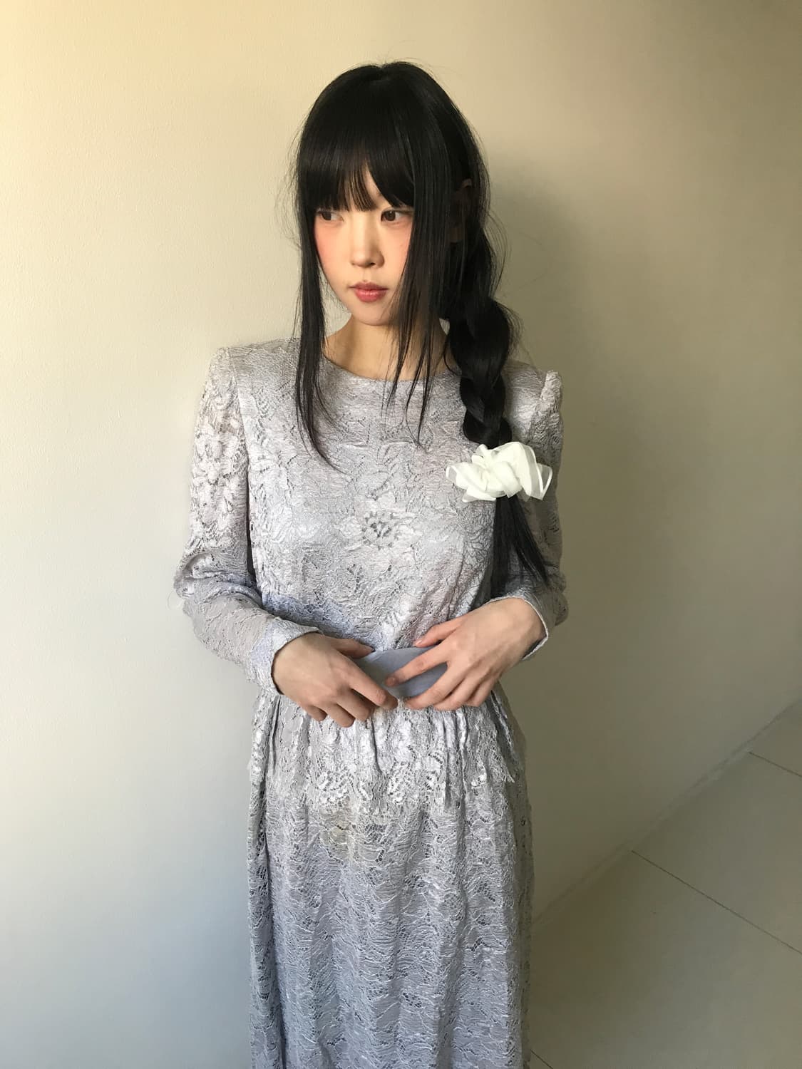Lace embroidery silver belted dress 상품이미지4