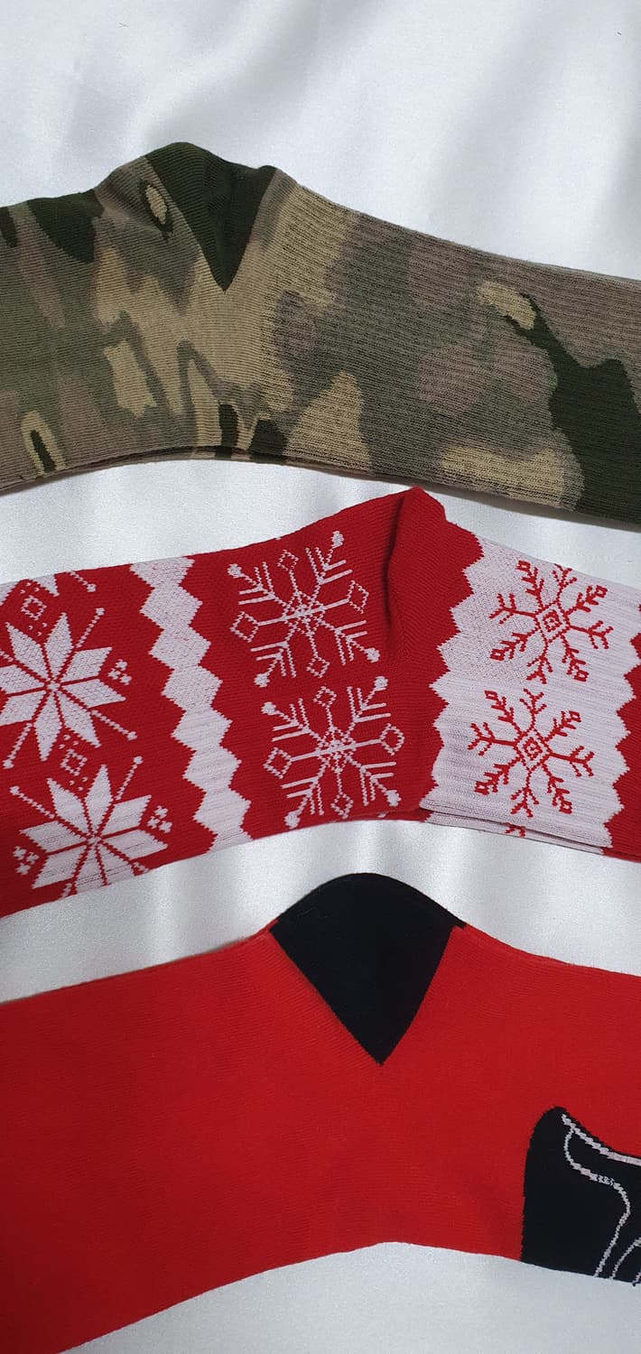 그린 블랙 레드 카모 스노우 눈꽂 불독 강아지 디젤 양말 상품이미지7