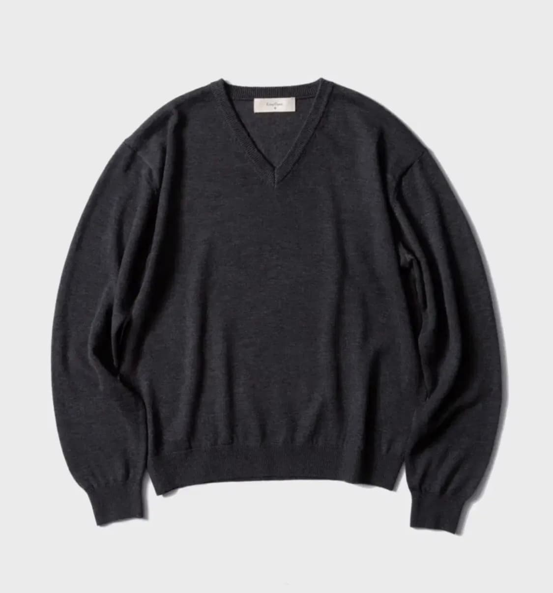 (50) 퍼스트플로어 매일의 니트 브이넥 차콜 상품이미지1