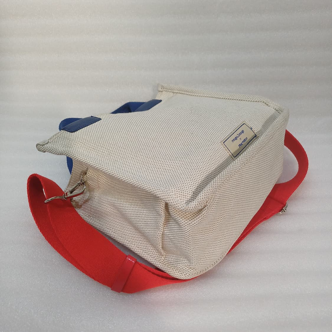 한섬 루즈앤라운지 X 제인마치 파리 캔버스 토드백 M 가방 사랑봉봉 상품이미지3