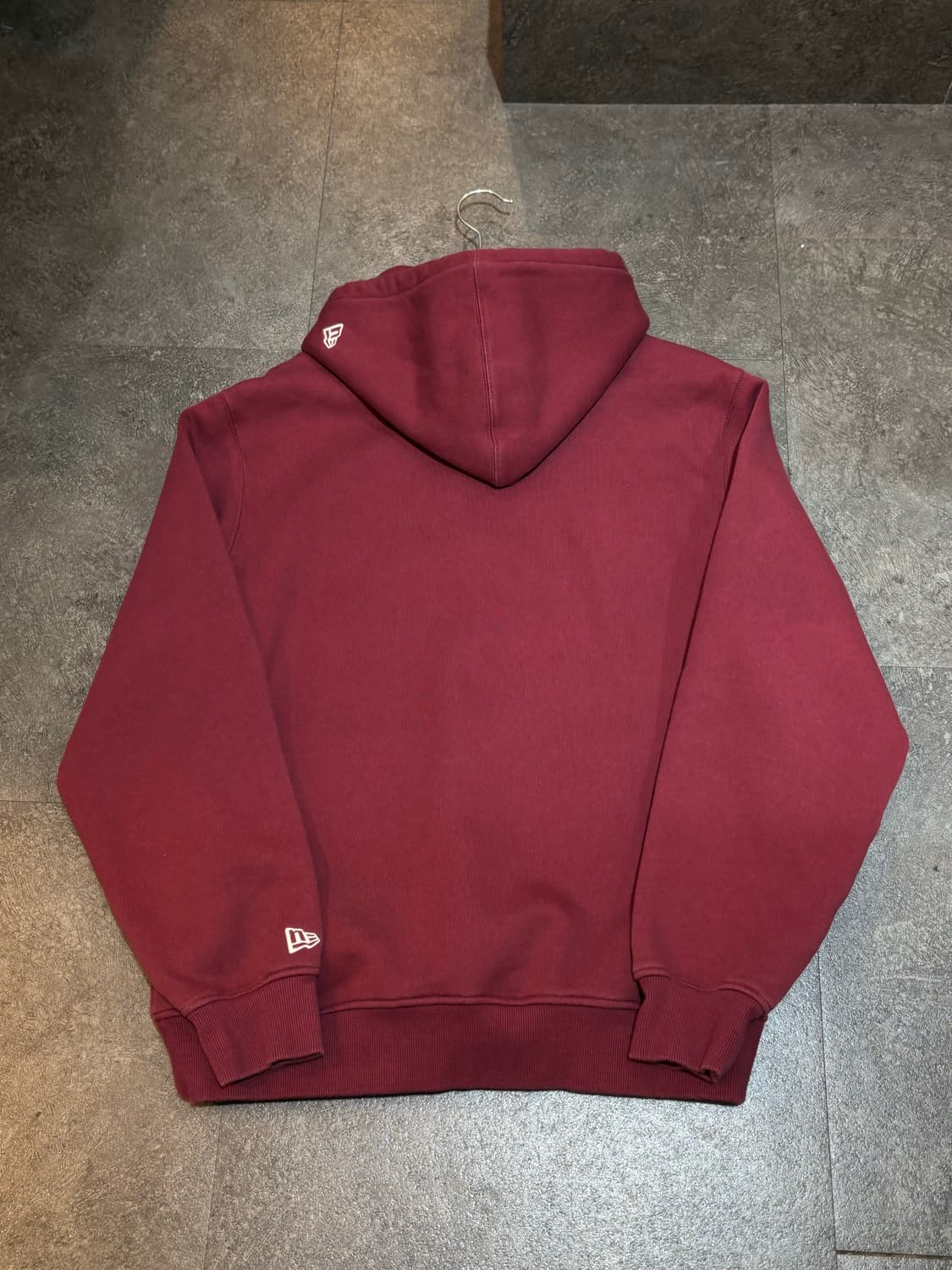 뉴에라 버건디 후드티 100사이즈 상품이미지3
