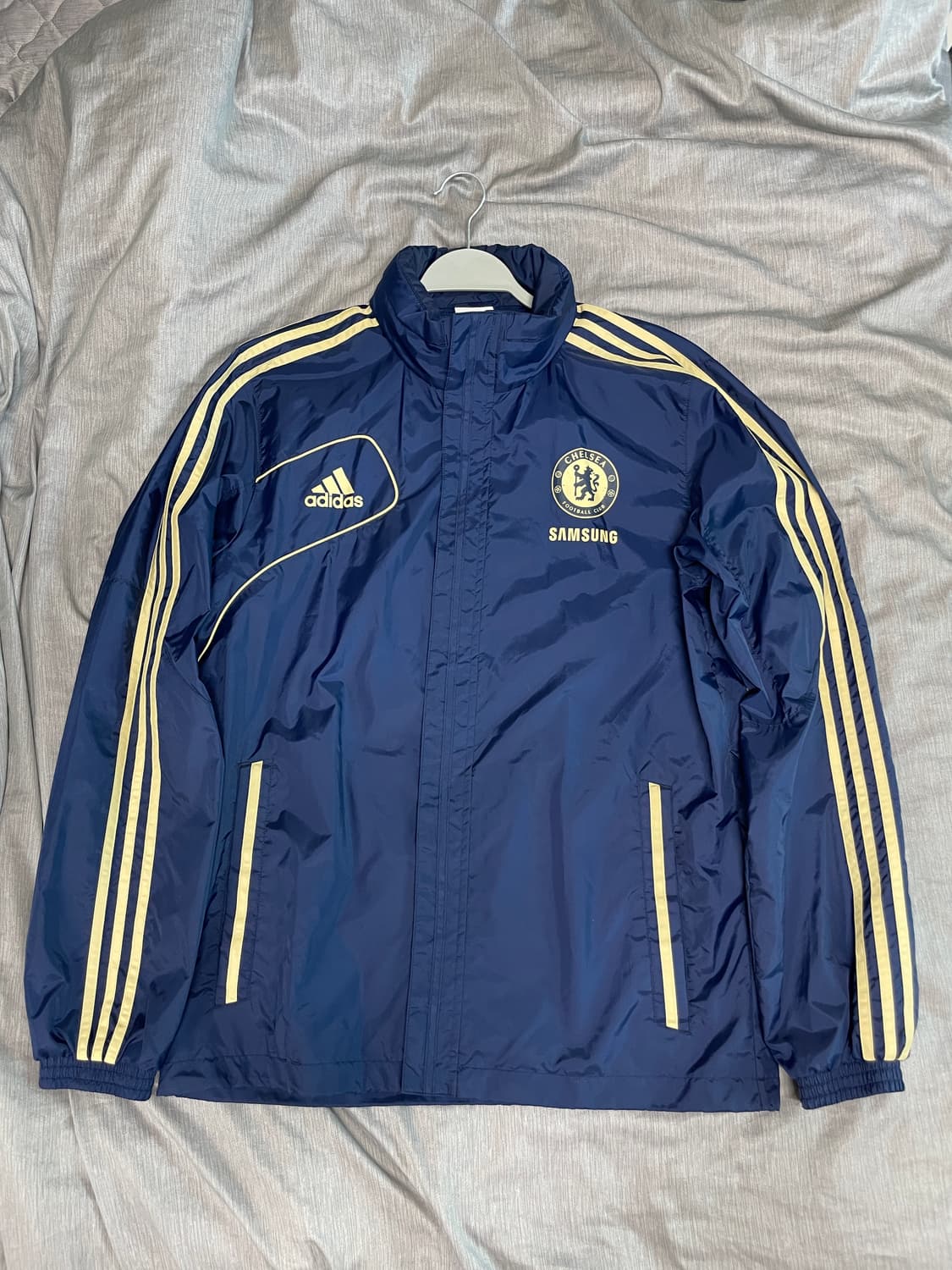 12-13 첼시 아디다스 바람막이 105 XL 판매합니다!(착샷o) 상품이미지1