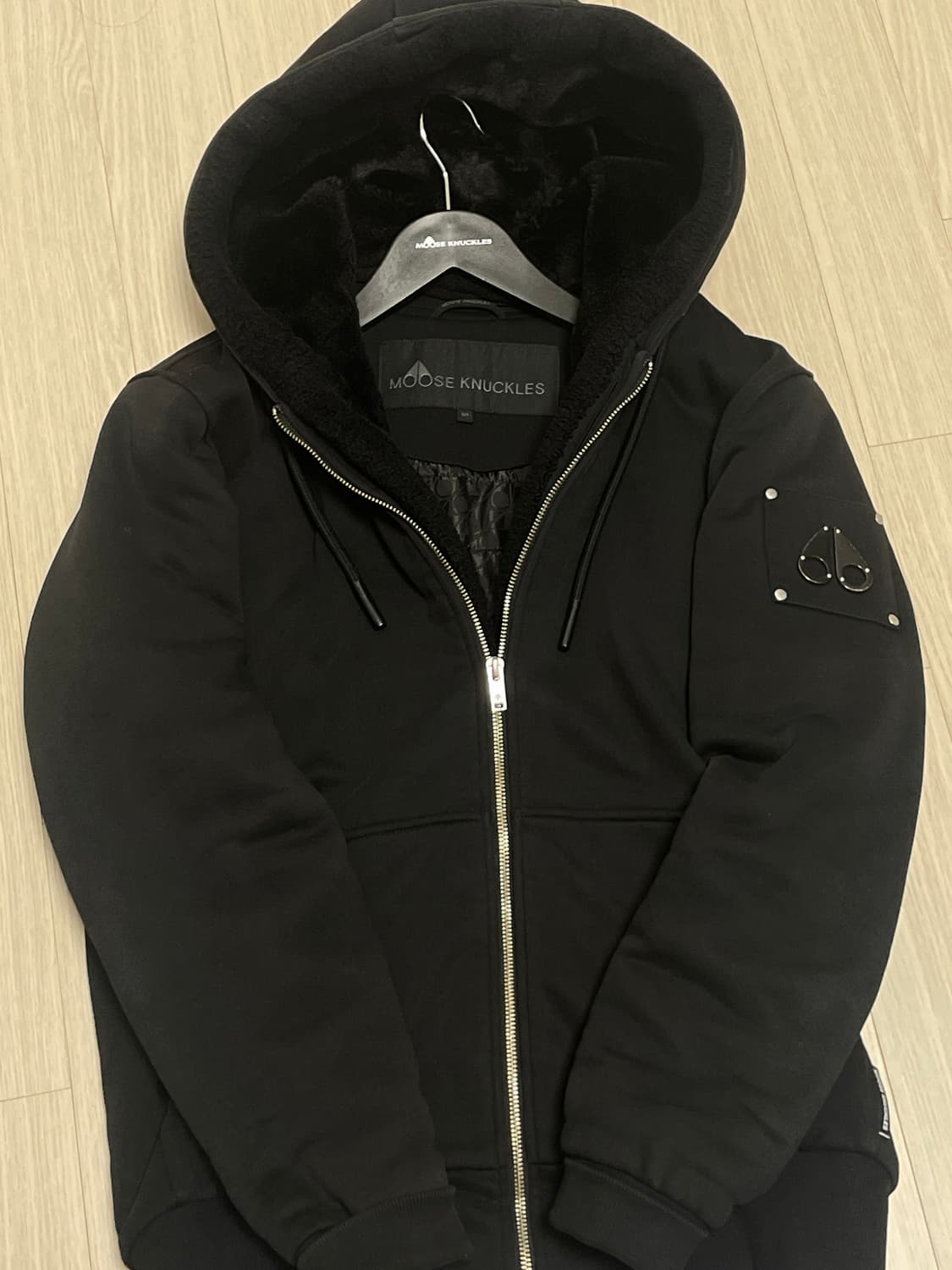 무스너클 버니스웨터 판매 상품이미지1