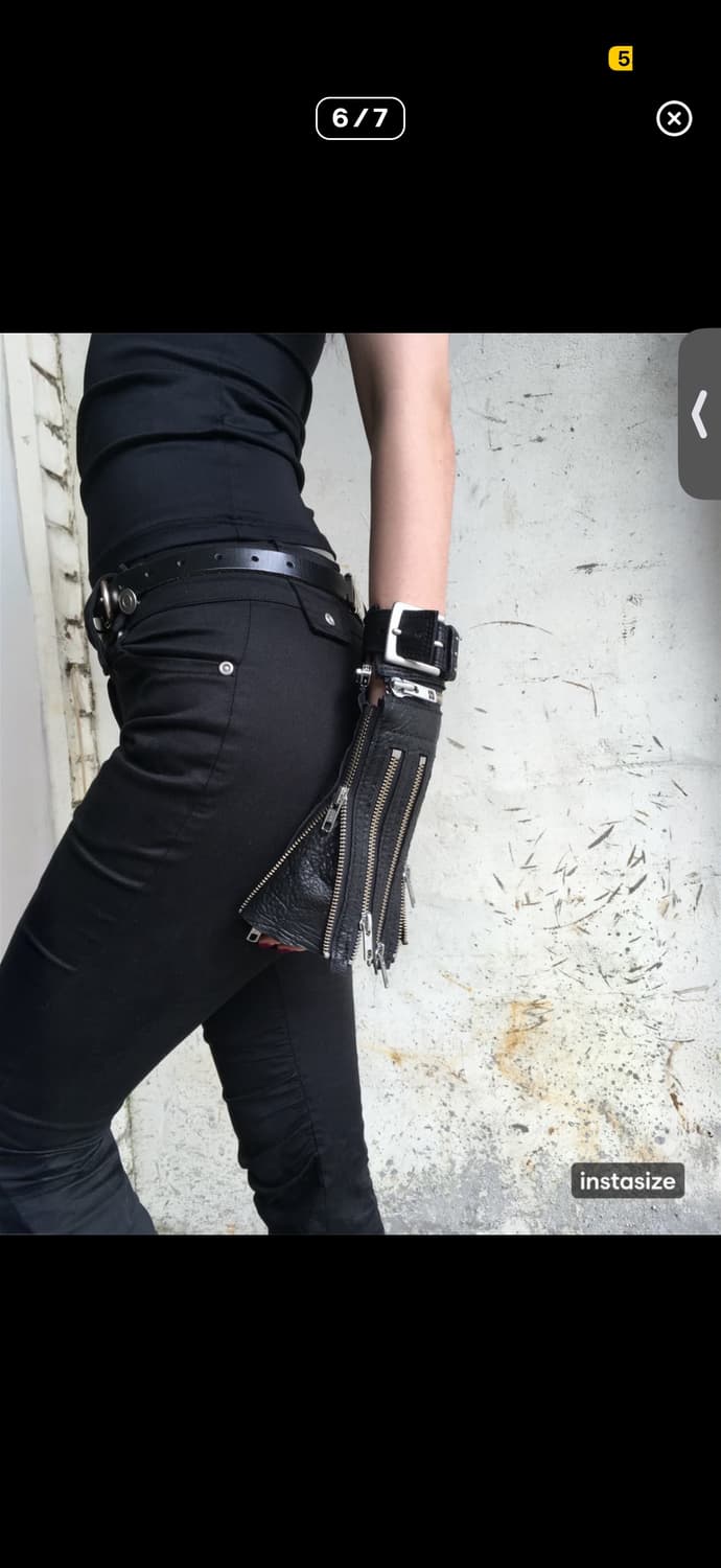 Leather two-way zipper bangle 래퍼 마브 착용 상품이미지2