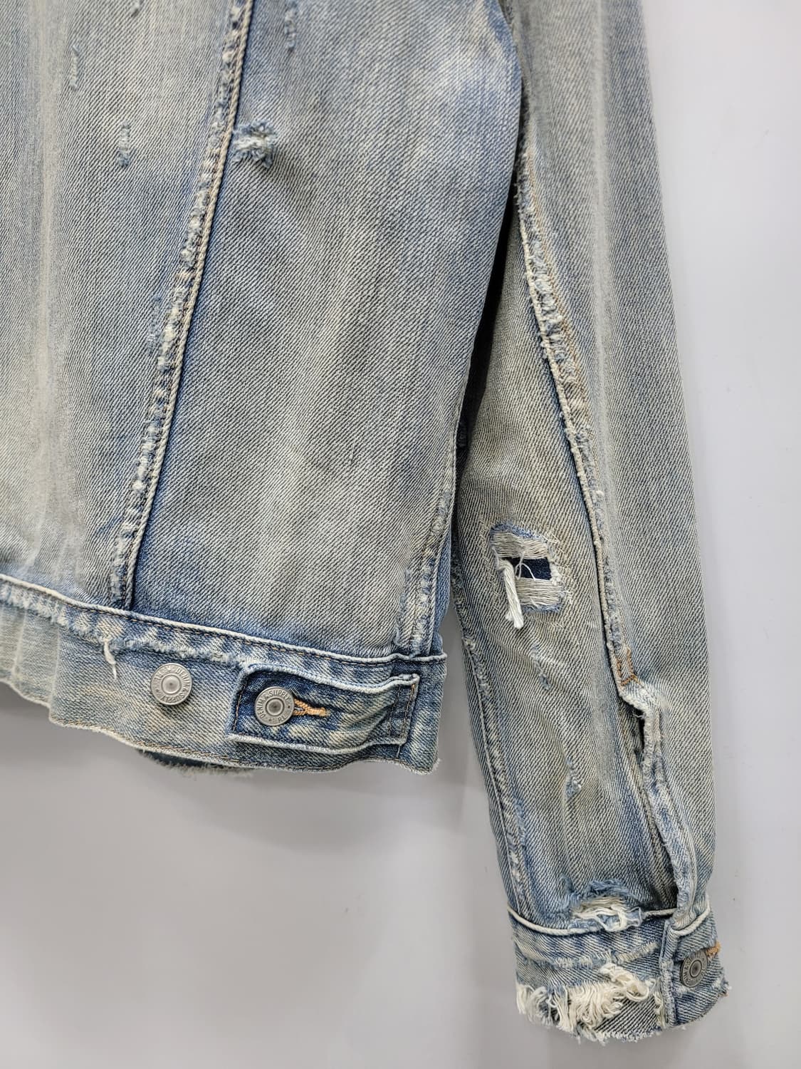 POLO 데님앤서플라이 데미지 트러커 자켓 / 여 S
 상품이미지5