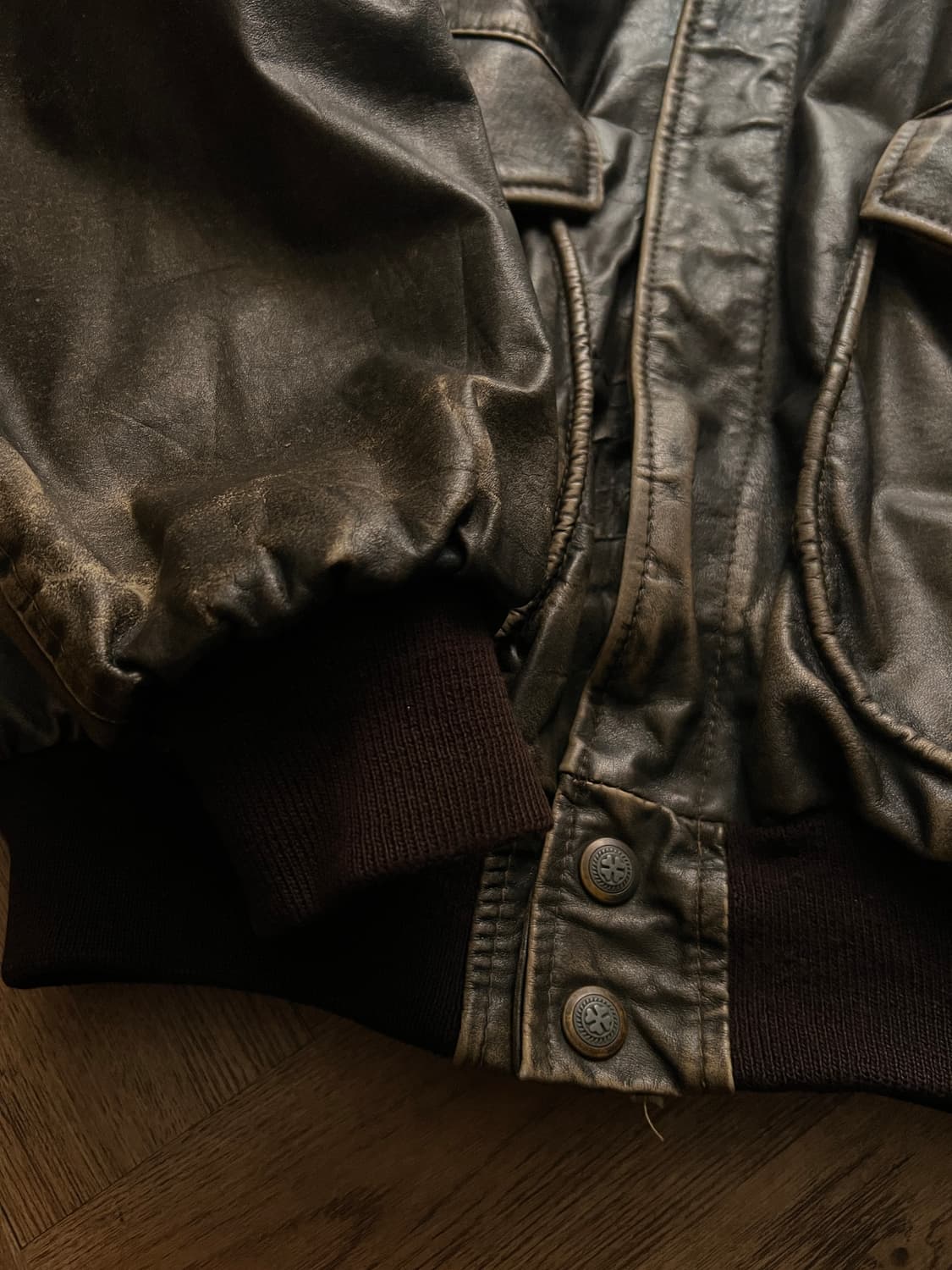 [XL]90's 프랑스제 빈티지 리얼레더 A-2 플라이트 자켓 상품이미지5