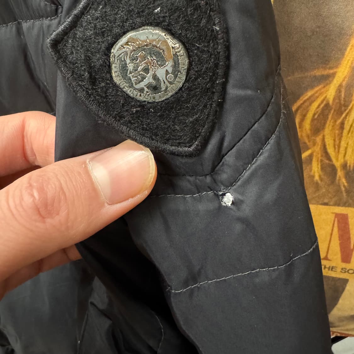 디젤 테크웨어 패딩 자켓 전면 집업 포켓 포인트 블랙 상품이미지7