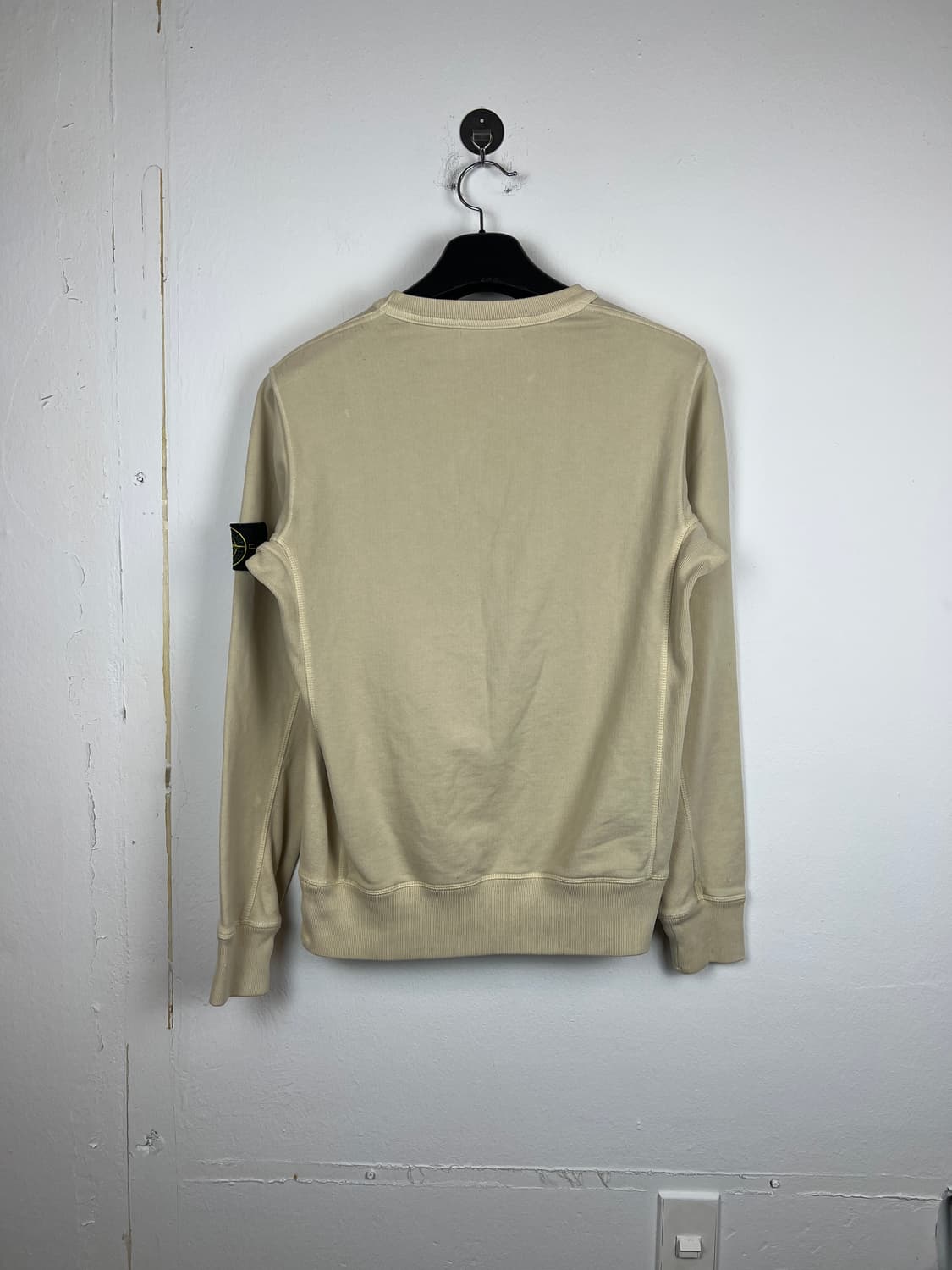 스톤아일랜드 베이지 맨투맨 S 상품이미지2