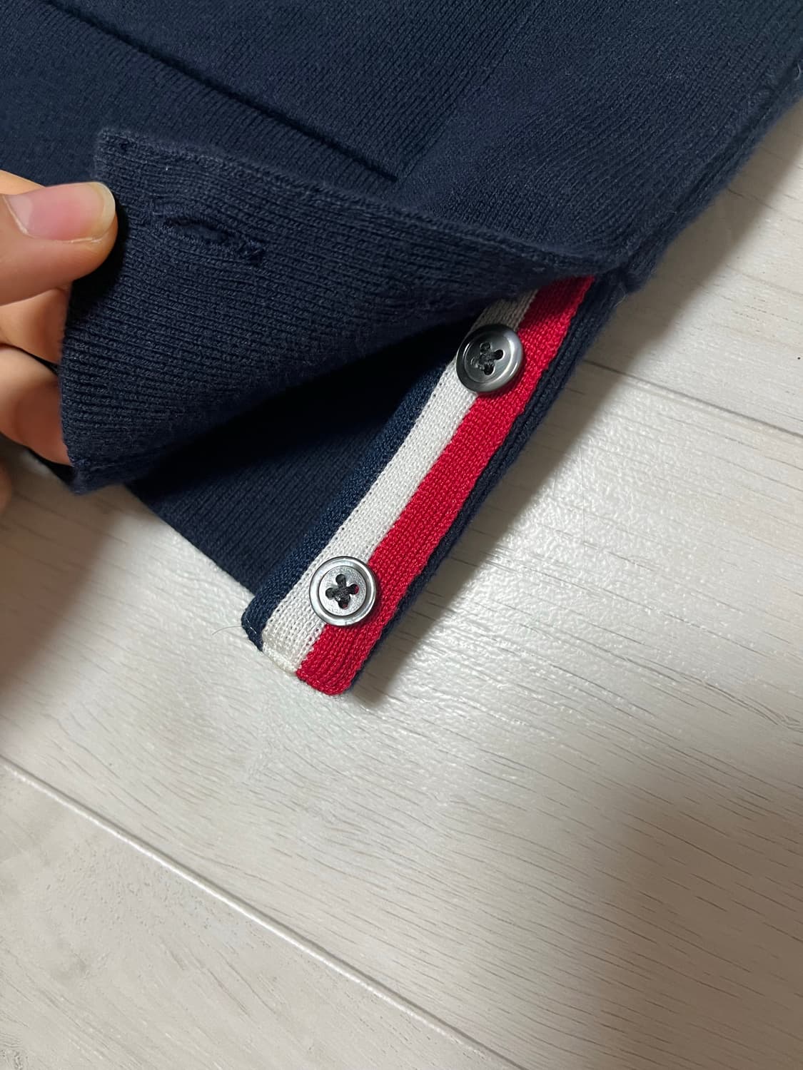 24fw 정품 톰브라운 맨투맨 1회착용+명품클리닝 상품이미지2