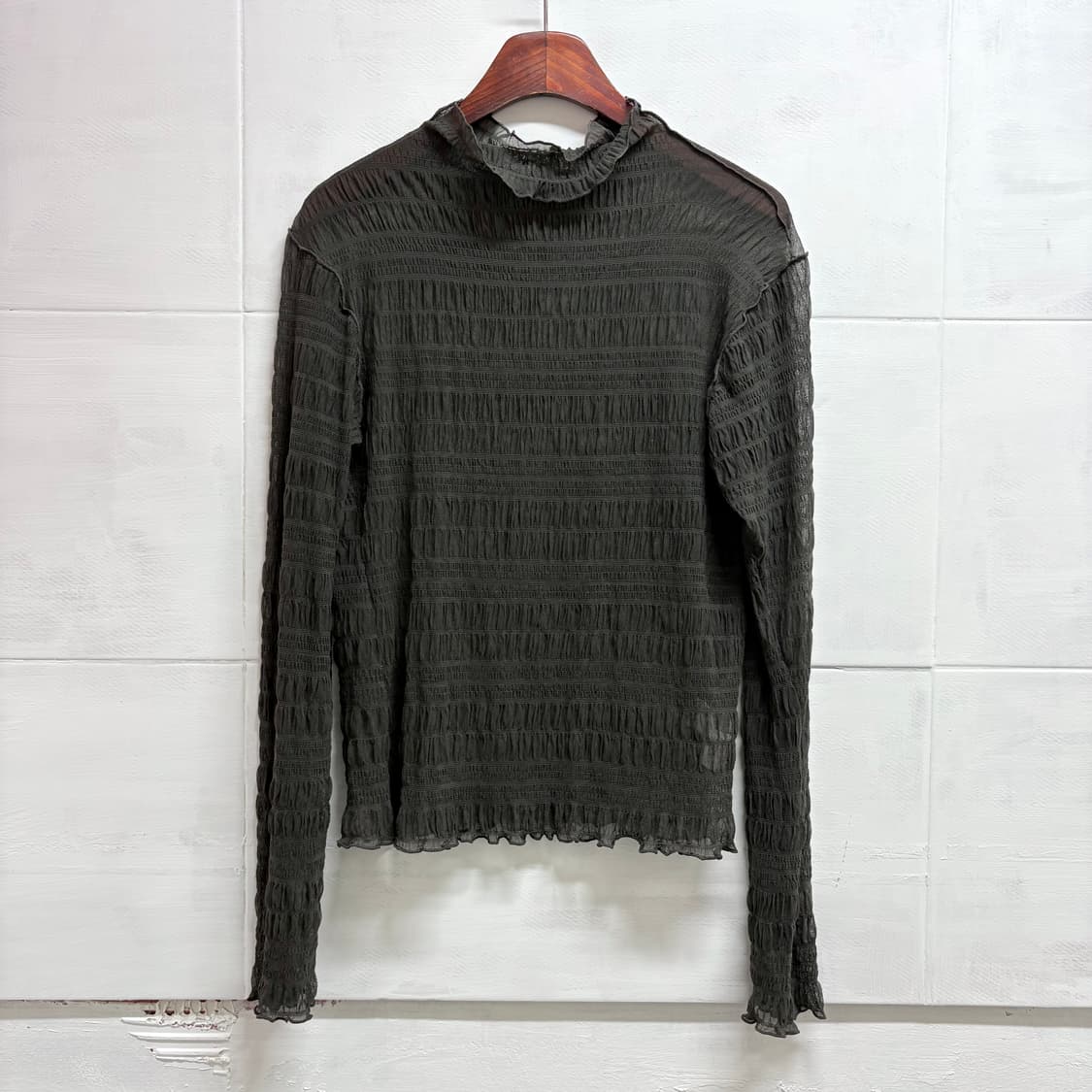 딥카키 시스루 셔링 롱슬리브 탑 (JPN) 상품이미지5