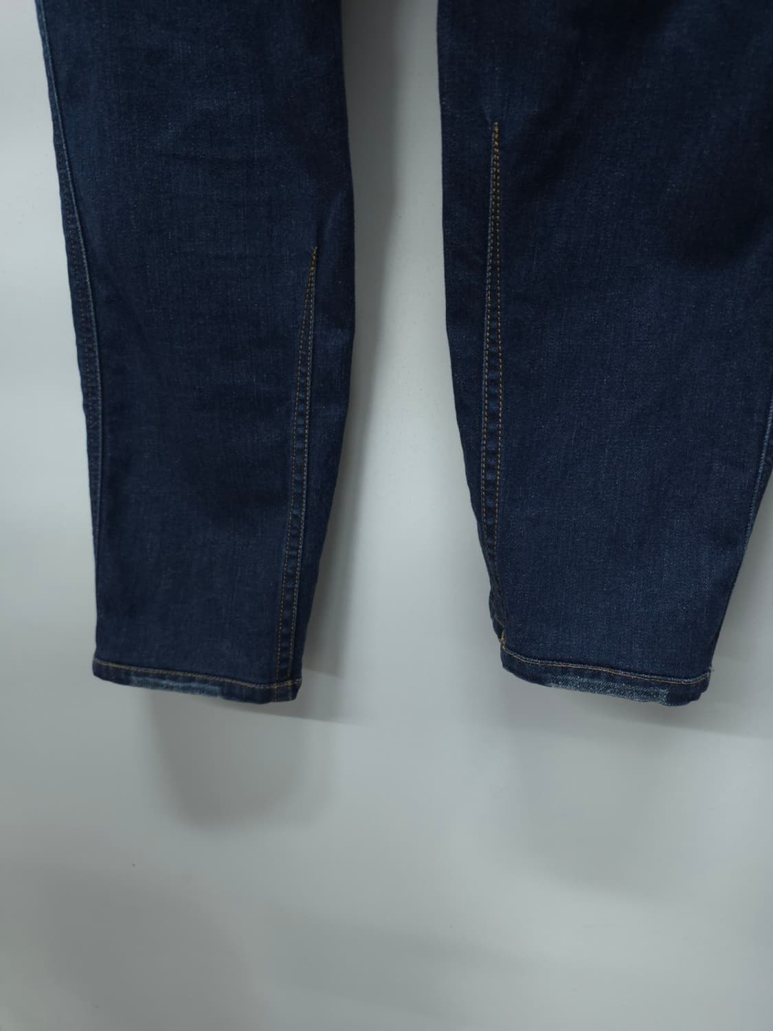 디젤 DARRON 레귤러 슬림 테이퍼드 데님 팬츠(32) 상품이미지8