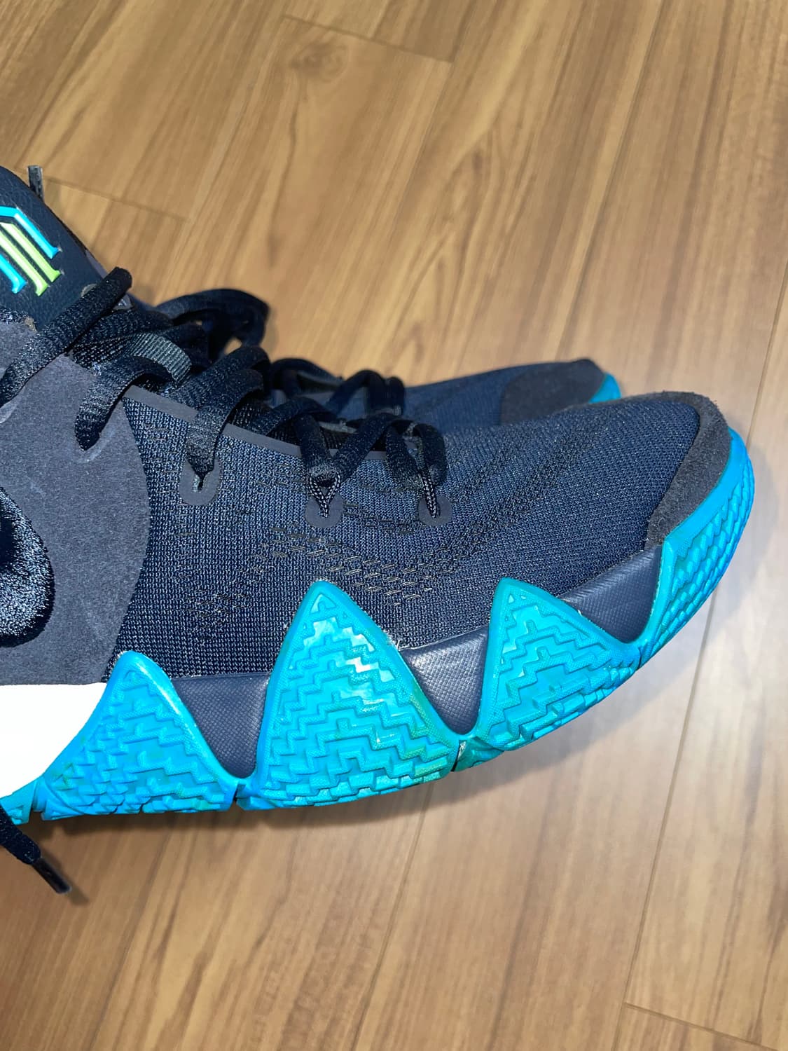 나이키 카이리 4 남성 농구화 상품이미지6