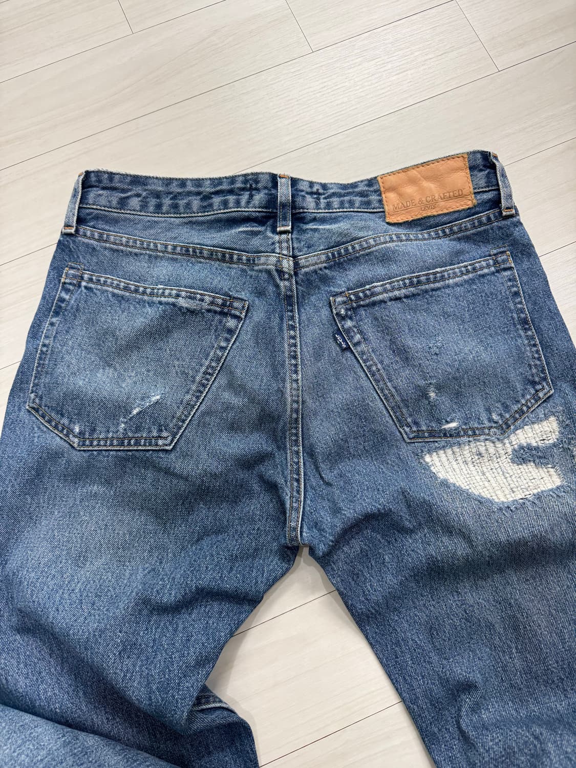 리바이스 MADE & CRAFT 블루탭 스크레치 데님 판매합니다. 상품이미지6