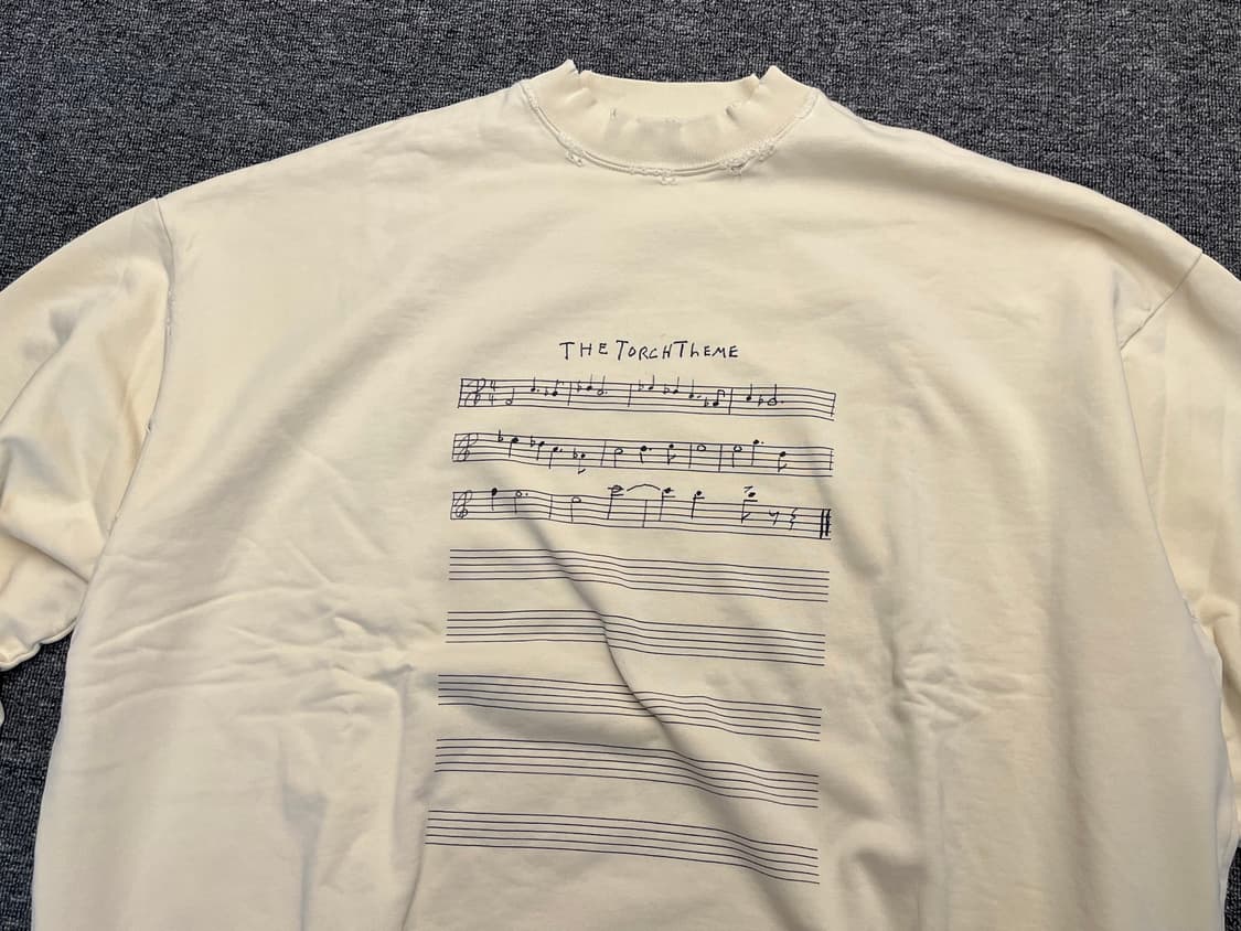 [100~105] 발렌시아가 악보 프린팅 맨투맨티 새제품 1  상품이미지2