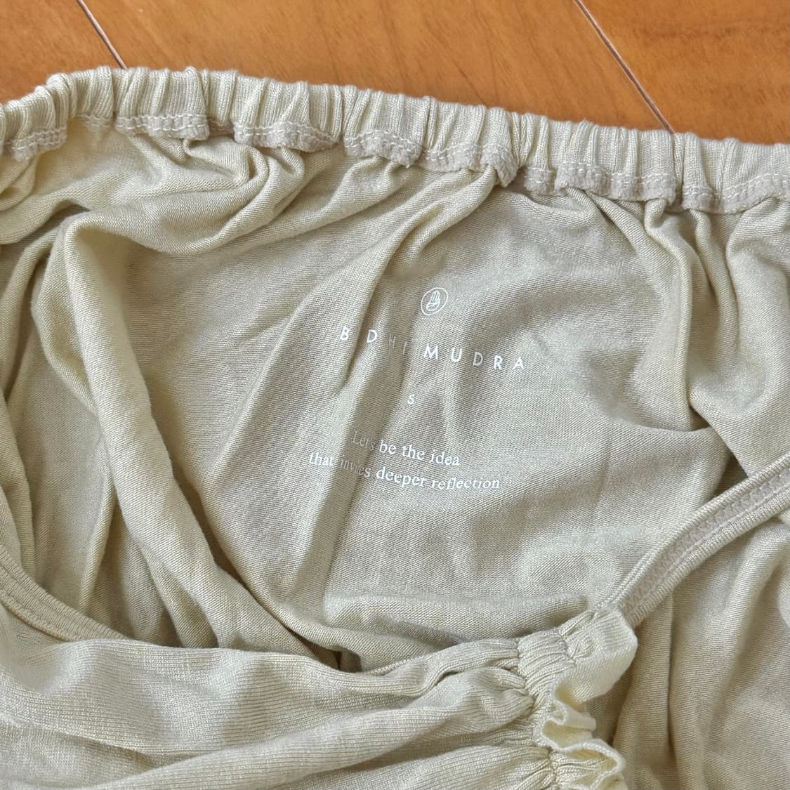 부디무드라 리플 홀터 탑 S yellow beige 상품이미지5