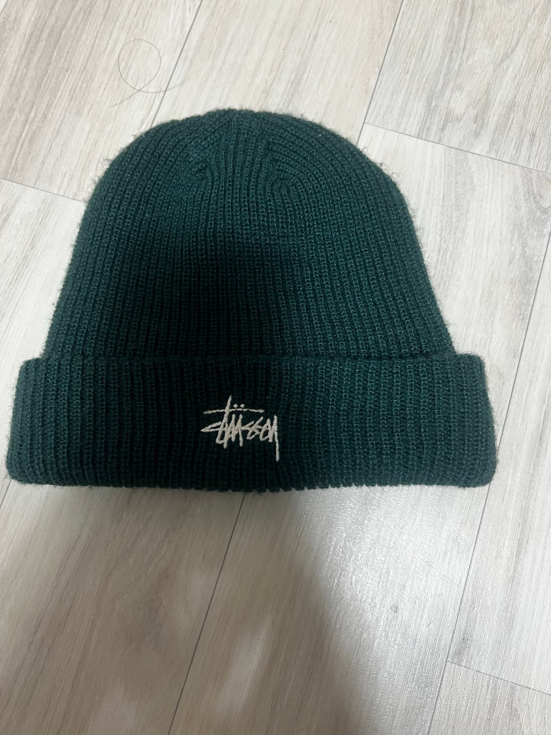 스투시 로고 비니 딥그린  상품이미지1