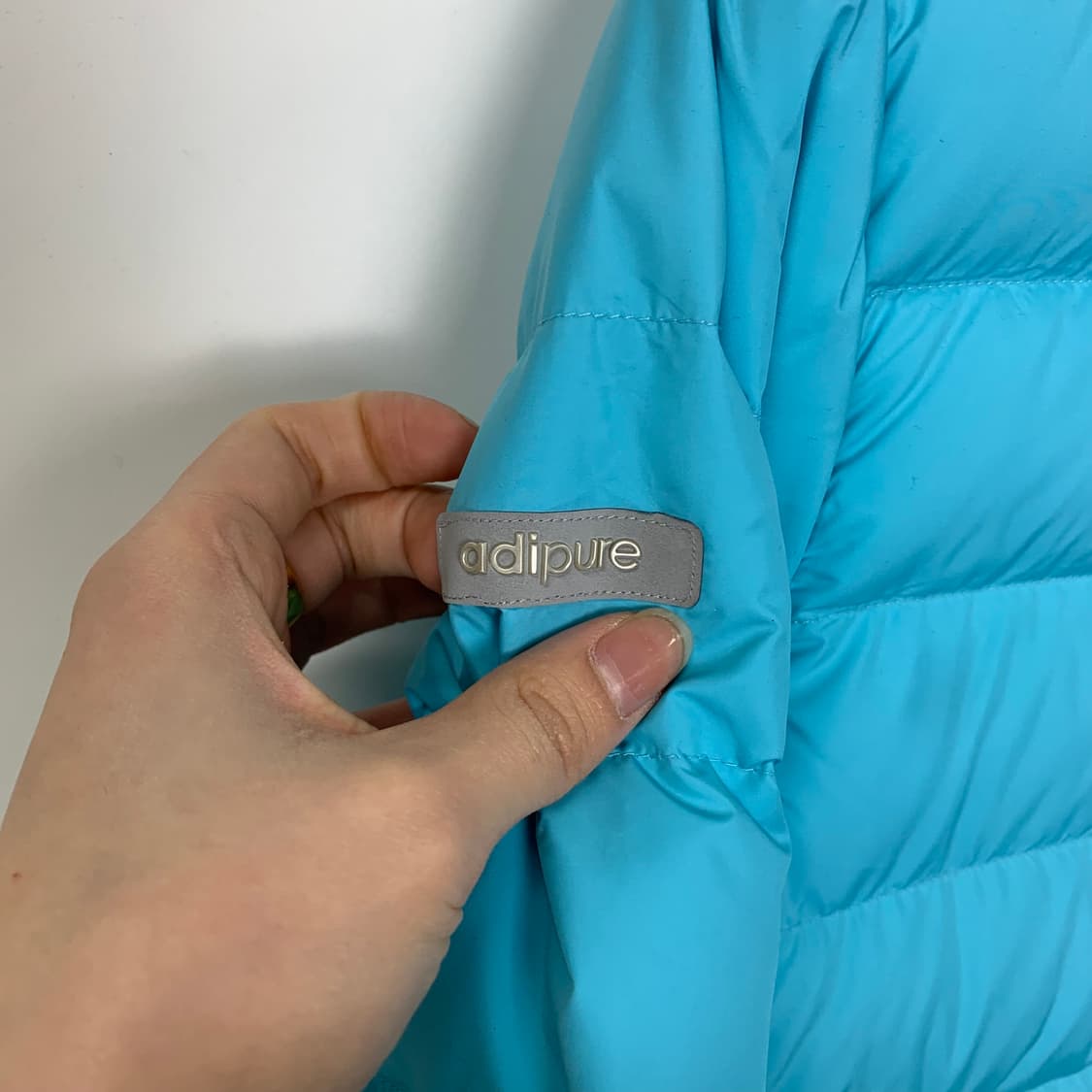 아디다스 투웨이 마린 경량 패딩 상품이미지4