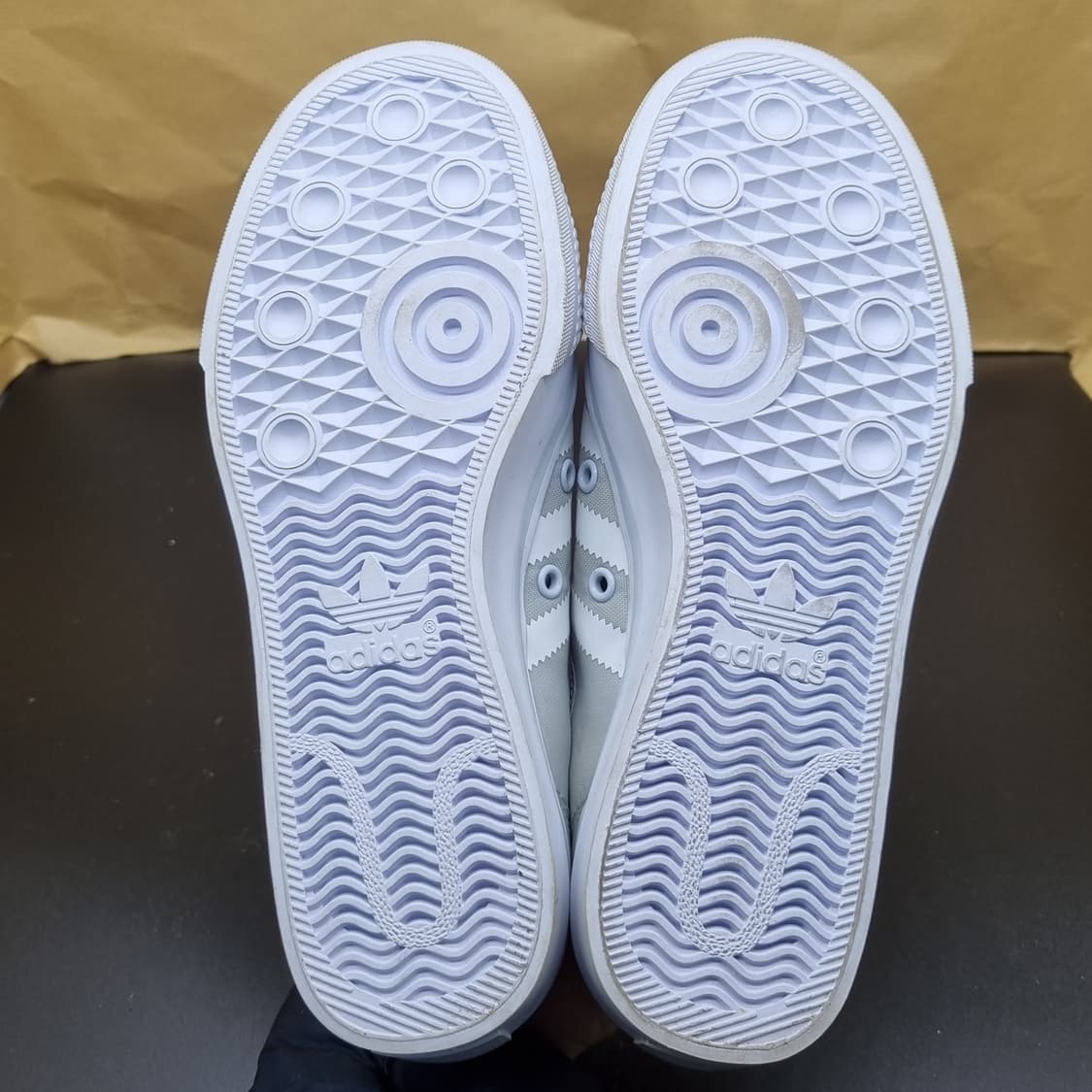 아디다스 니짜 로우 여성스니커즈235  상품이미지3