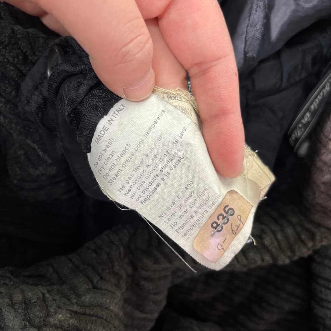 105 베르사체 00s 코듀로이 벨벳 챠콜 셔츠자켓   상품이미지7