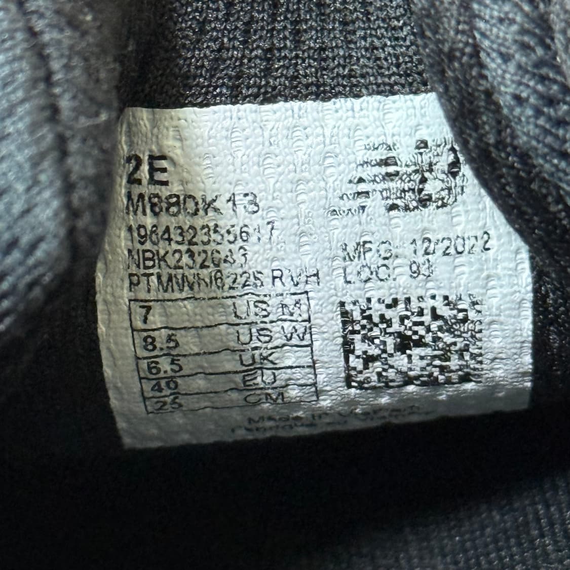 [정가 19만원] 뉴발 프레쉬폼 러닝화 250 상품이미지9