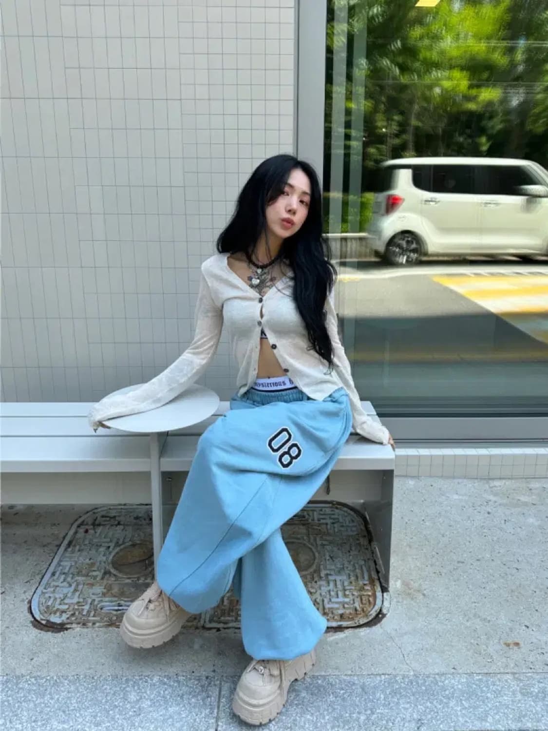 더미스테리어스호텔 컷 오프 배기 팬츠 블루 상품이미지1