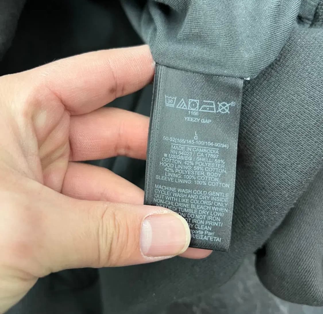 이지갭 엔지니어드 바이 발렌시아가 도브 후드 상품이미지6