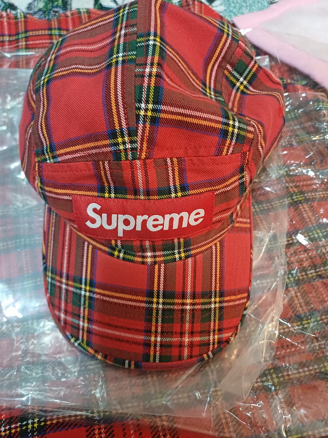 슈프림 캠프캡 체크  상품이미지1