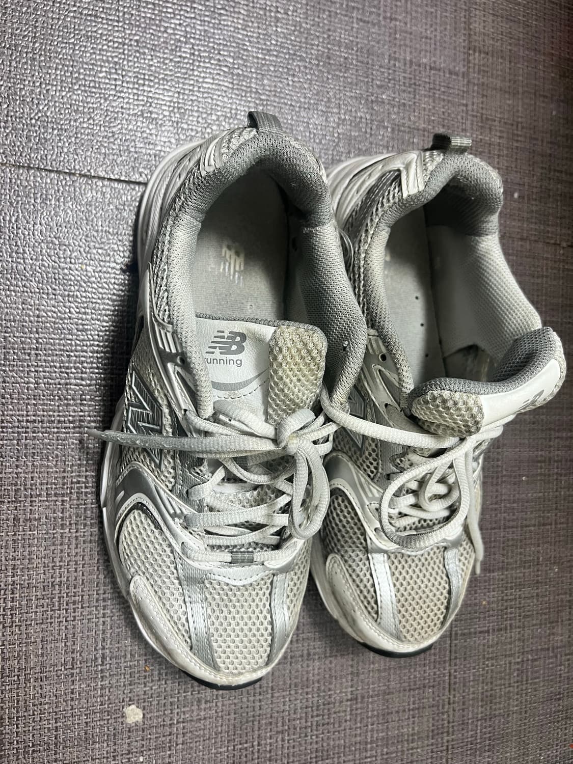 뉴발란스 530 실버 사이즈 245 상품이미지4