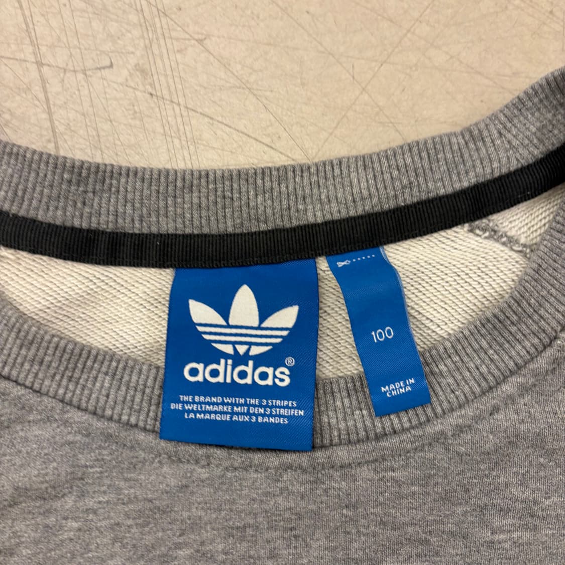 아디다스 레오파드 빅로고 맨투맨 상품이미지3