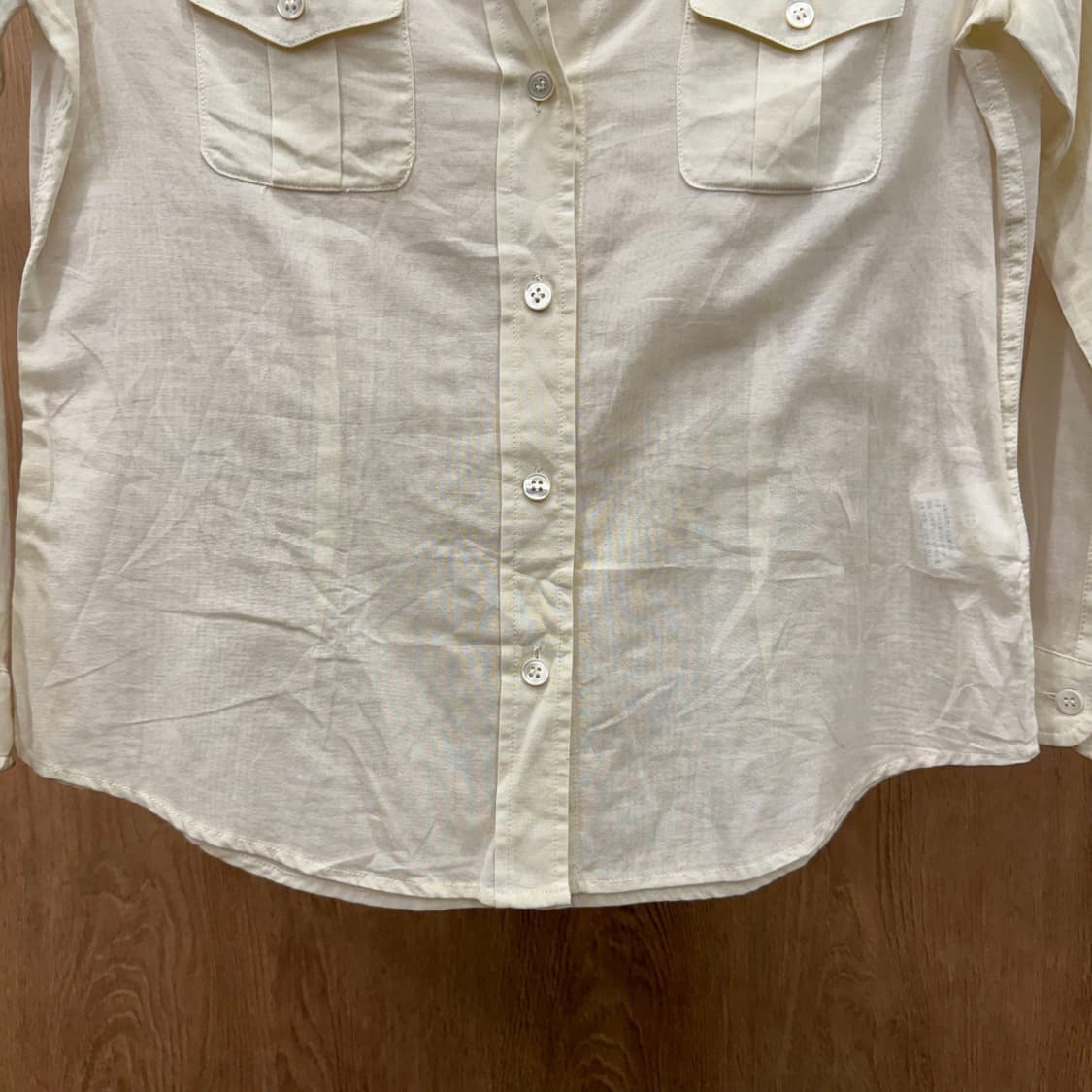 띠어리 코튼 긴팔 셔츠 에포렛 포켓 디테일 슬림핏 아이보리 상품이미지5