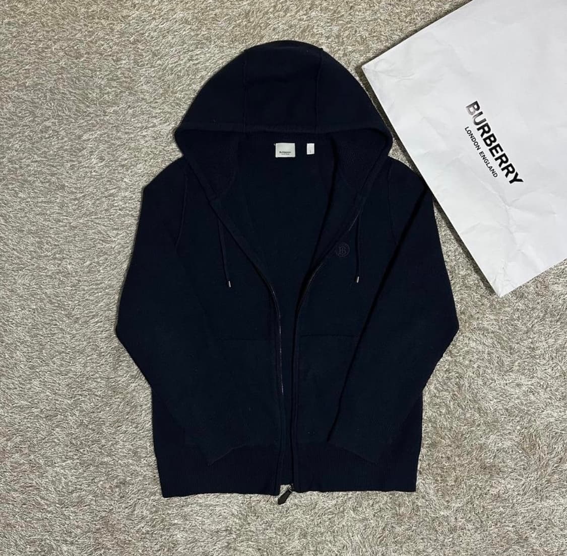 [리오브] 버버리 TB 로고 케시미어 니트 후드집업 상품이미지2