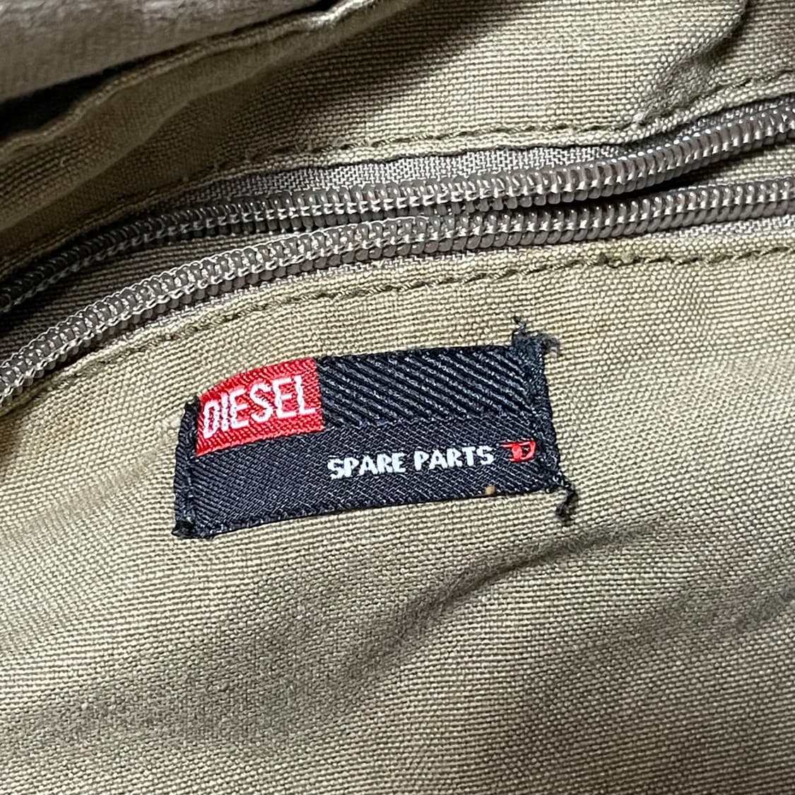 [OS] DIESEL 빈티지 밀리터리 크로스백 님여 상품이미지6