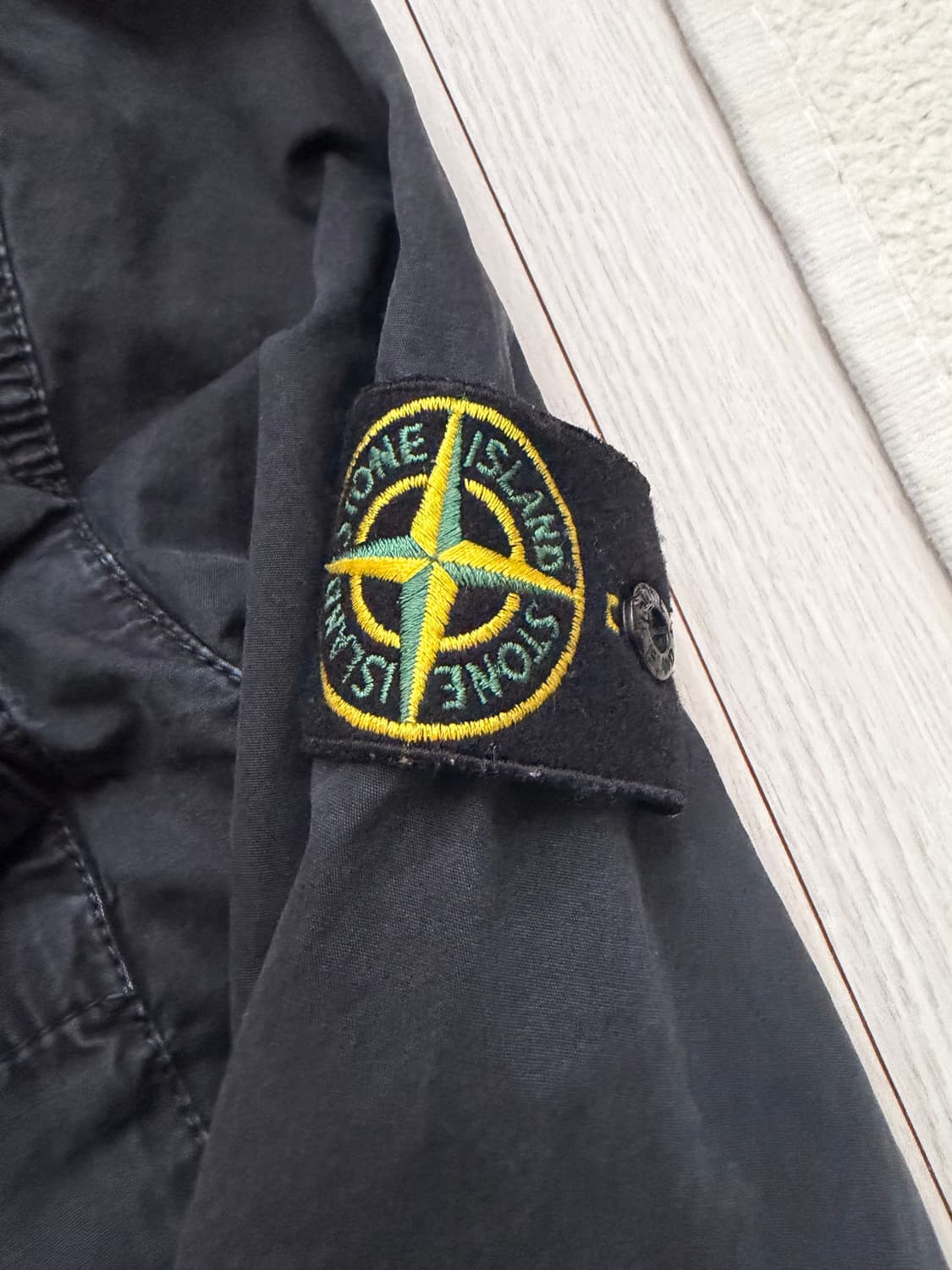 백화점판 스톤아일랜드 오버셔츠 블랙 M 상품이미지2